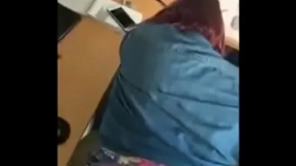 Cogiendo en el trabajo
