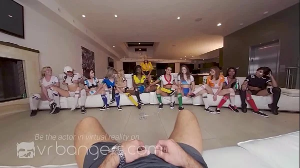 VR BANGERS International blowjob tournament