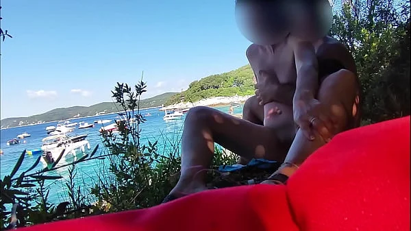 EXTREME Nude Public Flashing my pussy in front of man in public beach and he helps me squirt - it's very risky - MissCreamy