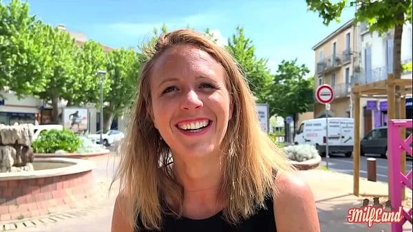 Julie, milf coquine en quête de plaisir Part 1