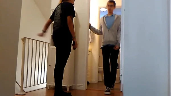 amazing amateur ballbusting couple