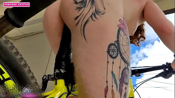 EU E MINHA AMIGA ESTAVAMOS SEM TREPA A MUITO TEMPO ENTAO ENCAIXAMOS ALGUNS CONSOLOS NA BAKI PRA QUIQARMOS GOSTOSO