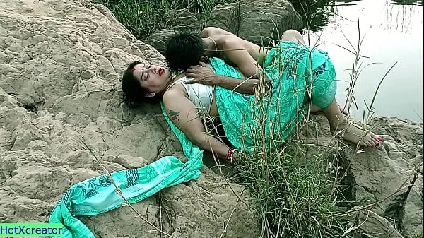 Indian Hot Aunty Hardcore sex at Open Place with Young Boy!! Best Indian Sex