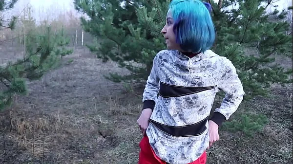 Fucked a singing girl in the woods by the road | Laruna Mave
