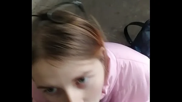 The girl sucked at the entrance and got cum in her mouth