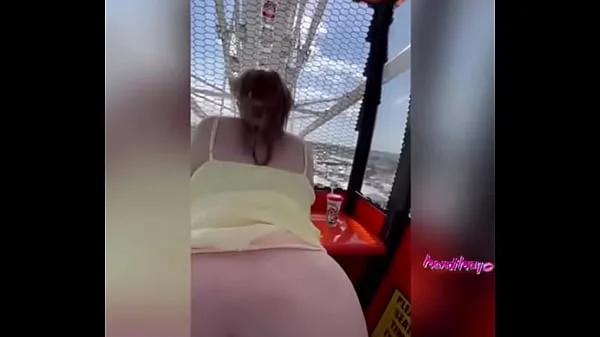 Slut get fucks in public on the Ferris wheel