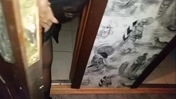 Russian Sexy teacher was doing a lesson and wanted to pee, the student began to look on in the toilet, and then licked and took out big toys (film one, Alina Tumanova)