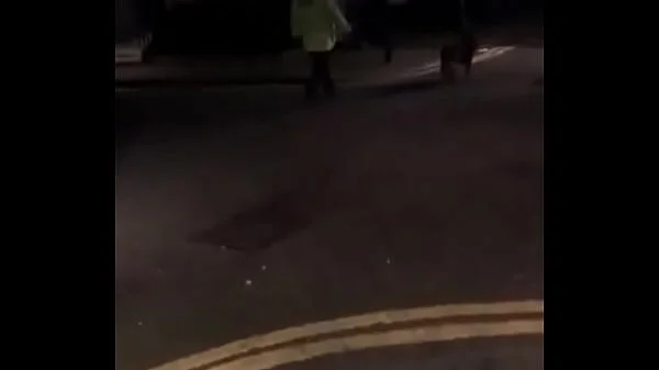 mamando em publico