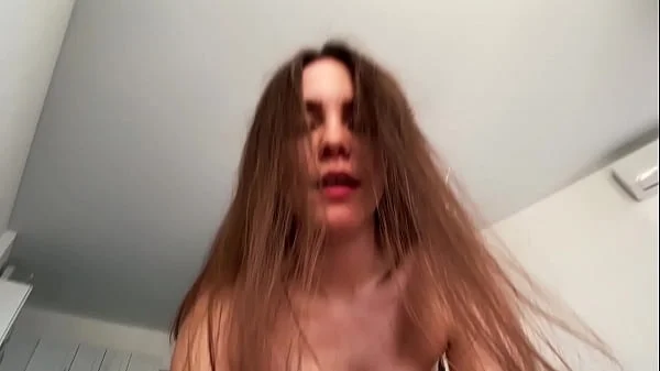 Girlfriend Saw That I Was Watching Porn And Decided To Help Me Cum