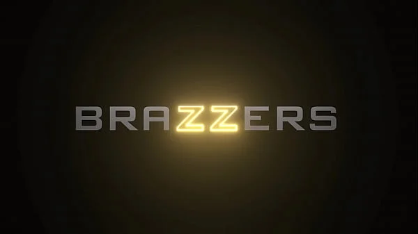 Living It Up While Going Down - Carla Boom / Brazzers  / stream full from www.brazzers.promo/goin