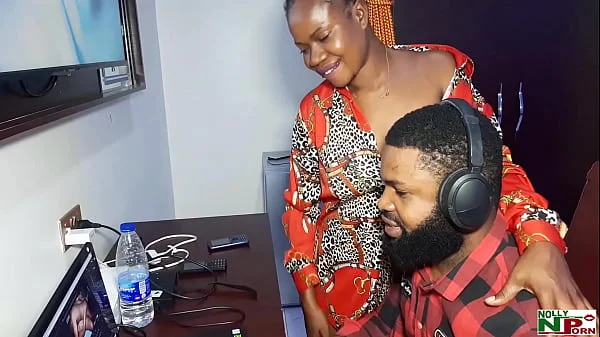 OMG! What a Huge Cock! Ladygold Africa Fuck Krissyjoh's Big Dick While Editing Nigerian Porn Video