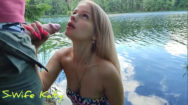 Casual sex with a stranger in the woods with cum in pussy