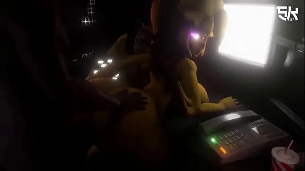 Fucking chica hard while Ignoring phone